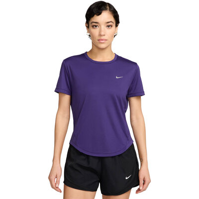 Nike Tempo Women"s Dri-FIT Sho