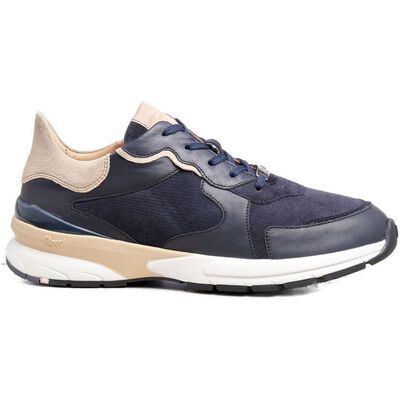 22-201 Sneaker