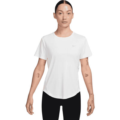 Nike Tempo Women"s Dri-FIT Sho