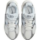 W NIKE V5 RNR