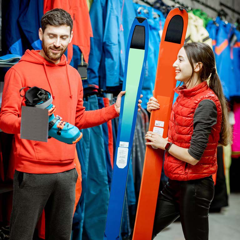 Sportartikel Verkäufer*in Abteilung Ski- und Skischuhe (60-100%) Sportartikel Verkäufer*in Abteilung Ski- und Skischuhe (60-100%)
