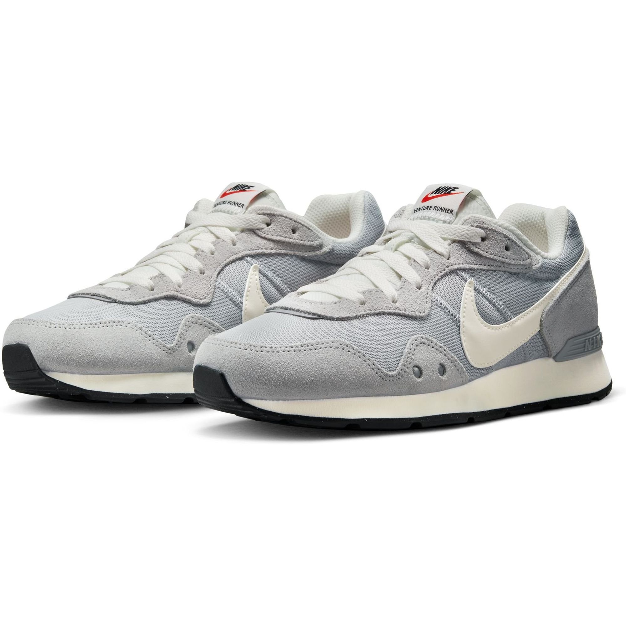 WMNS VENTURE RUNNER WMNS VENTURE RUNNER