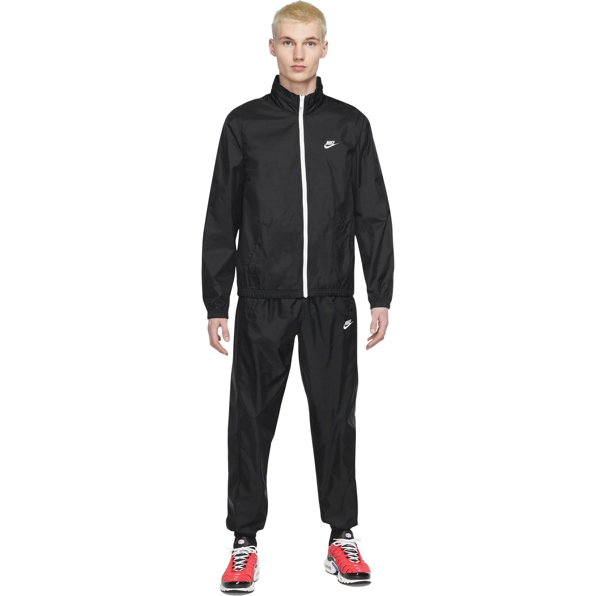 Nike Sportswear Club Men\'s Lined Woven Track Suit
