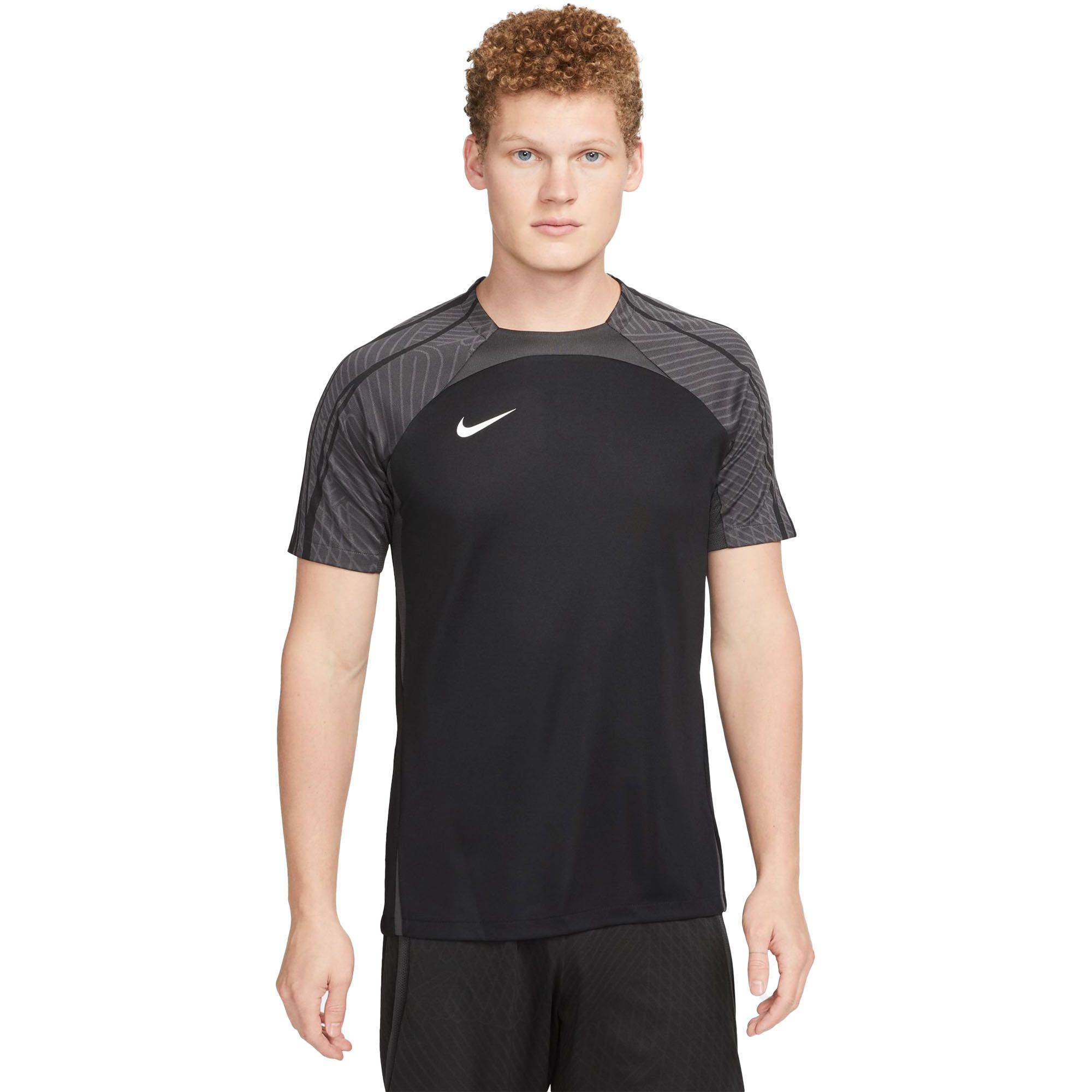 NIKE DRI-FIT STRIKE MEN\'S SHOR NIKE DRI-FIT STRIKE MEN\'S SHOR