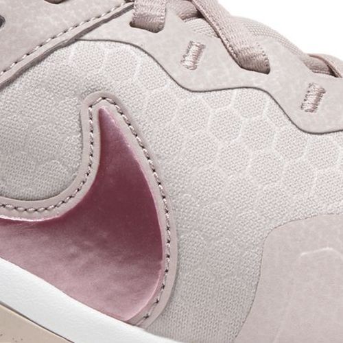 WMNS Legend Essential 2 Womens Training Shoe