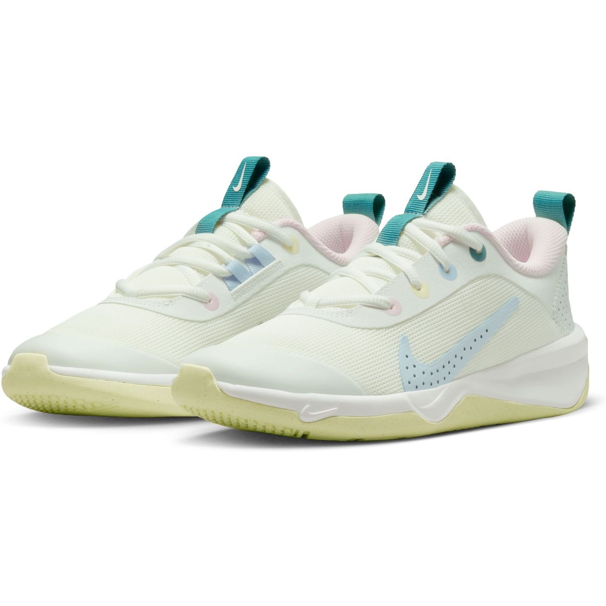 NIKE OMNI MULTI-COURT BIG KIDS\' ROA NIKE OMNI MULTI-COURT BIG KIDS\' ROA