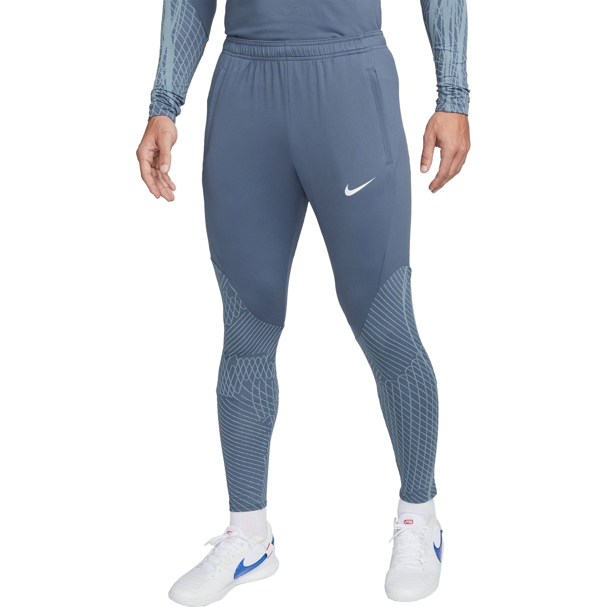 NIKE DRI-FIT STRIKE MEN\'S SOCCER NIKE DRI-FIT STRIKE MEN\'S SOCCER