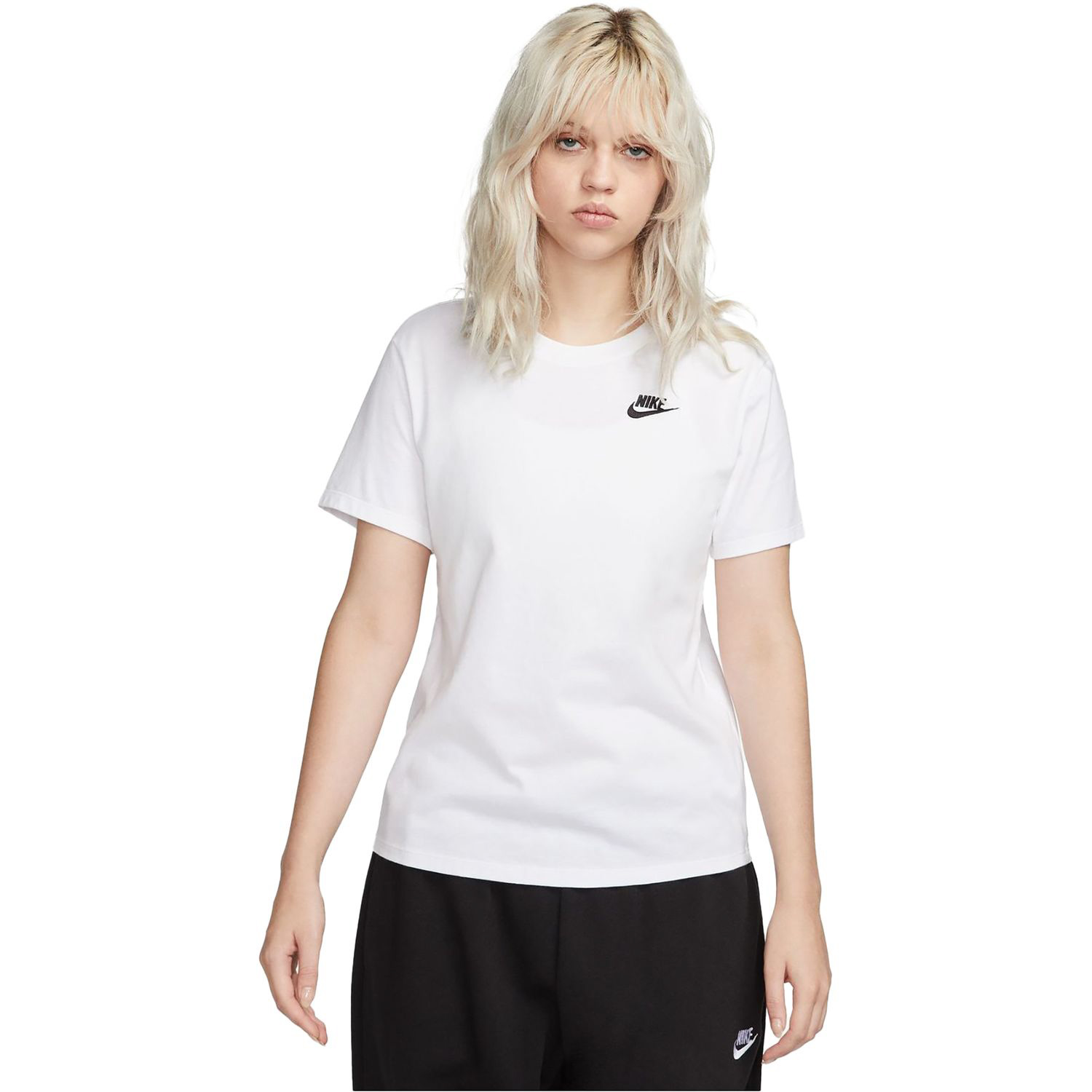 NIKE SPORTSWEAR CLUB ESSENTIAL NIKE SPORTSWEAR CLUB ESSENTIAL
