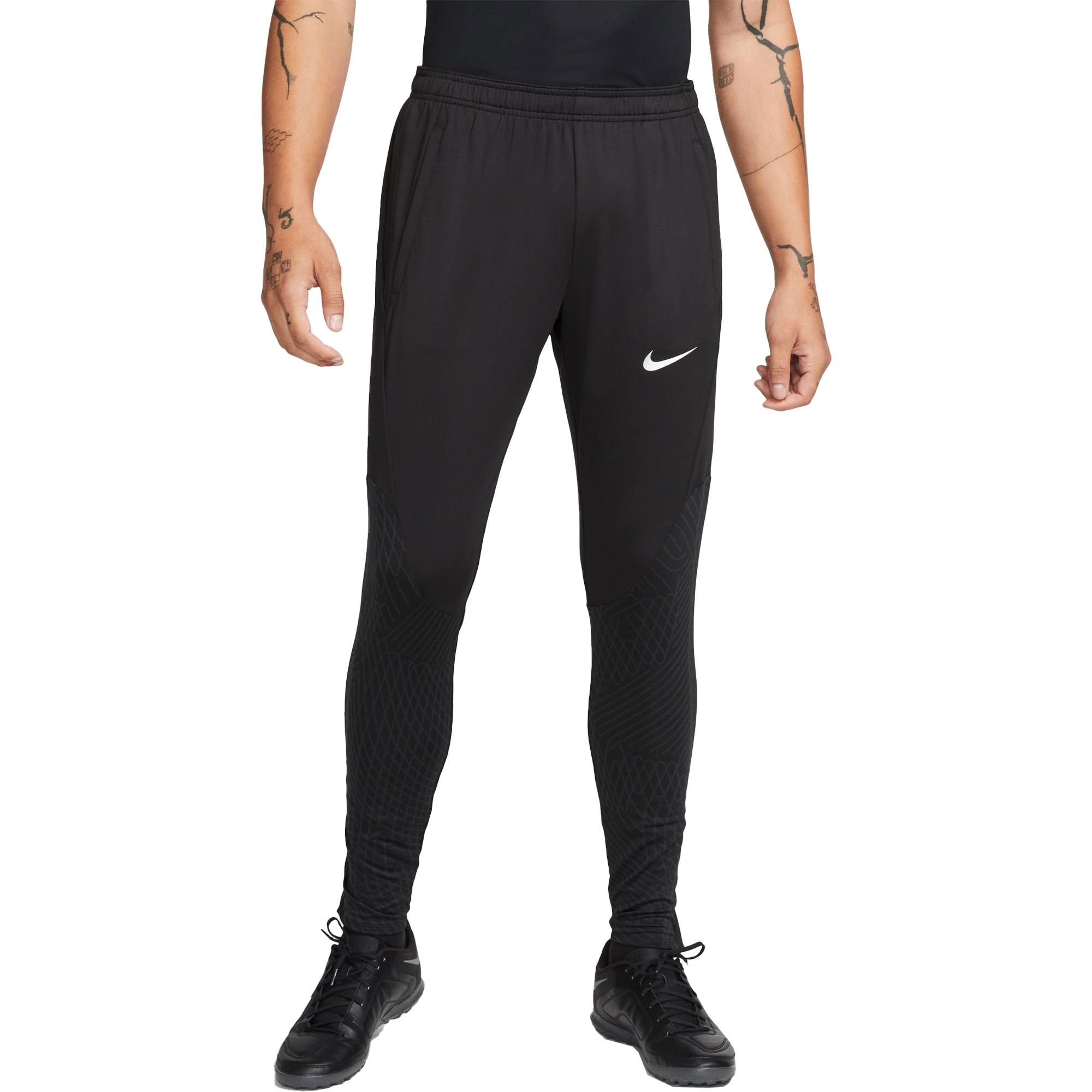 NIKE DRI-FIT STRIKE MEN\'S SOCCER NIKE DRI-FIT STRIKE MEN\'S SOCCER