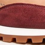 22-290 Sneaker