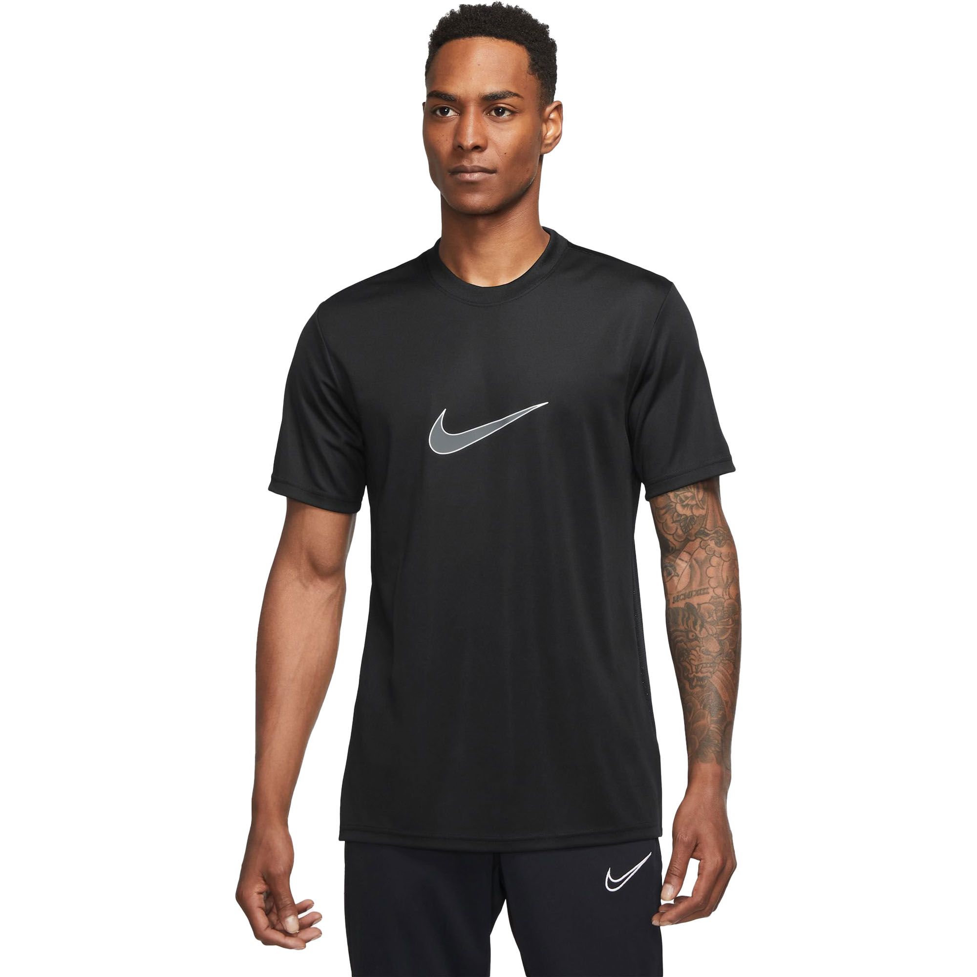 NIKE DRI-FIT ACADEMY MEN\'S SHO