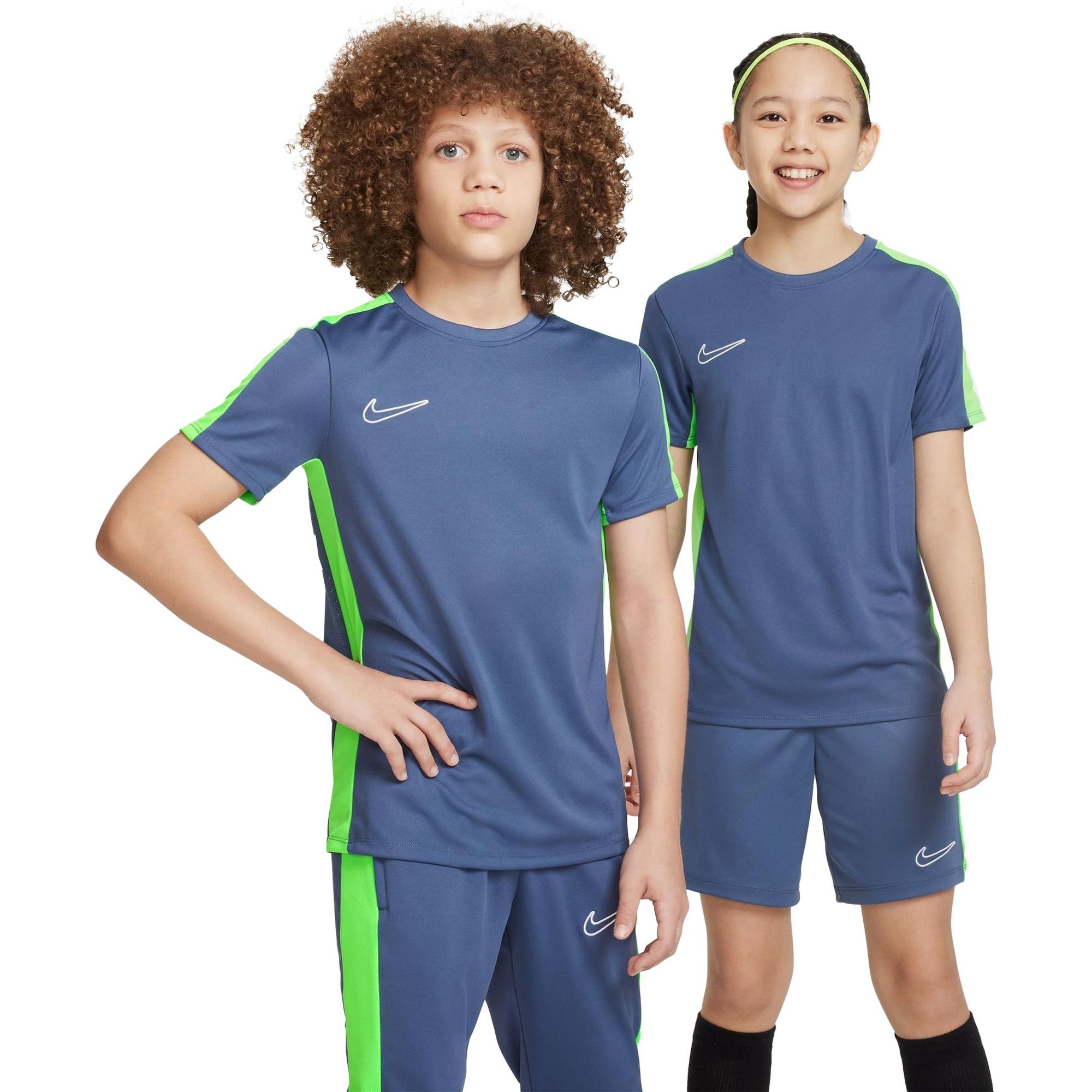 Nike Dri-FIT Academy23 Kinder-Fussballoberteil Nike Dri-FIT Academy23 Kinder-Fussballoberteil