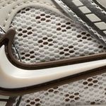 W NIKE V5 RNR