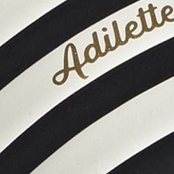 ADILETTE COMFORT 4