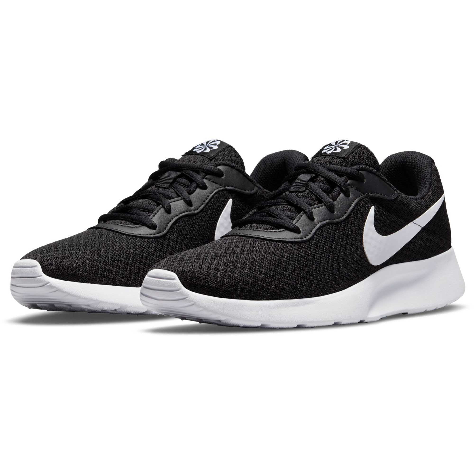 Nike WMNS NIKE TANJUN Sneaker low black white barely volt black