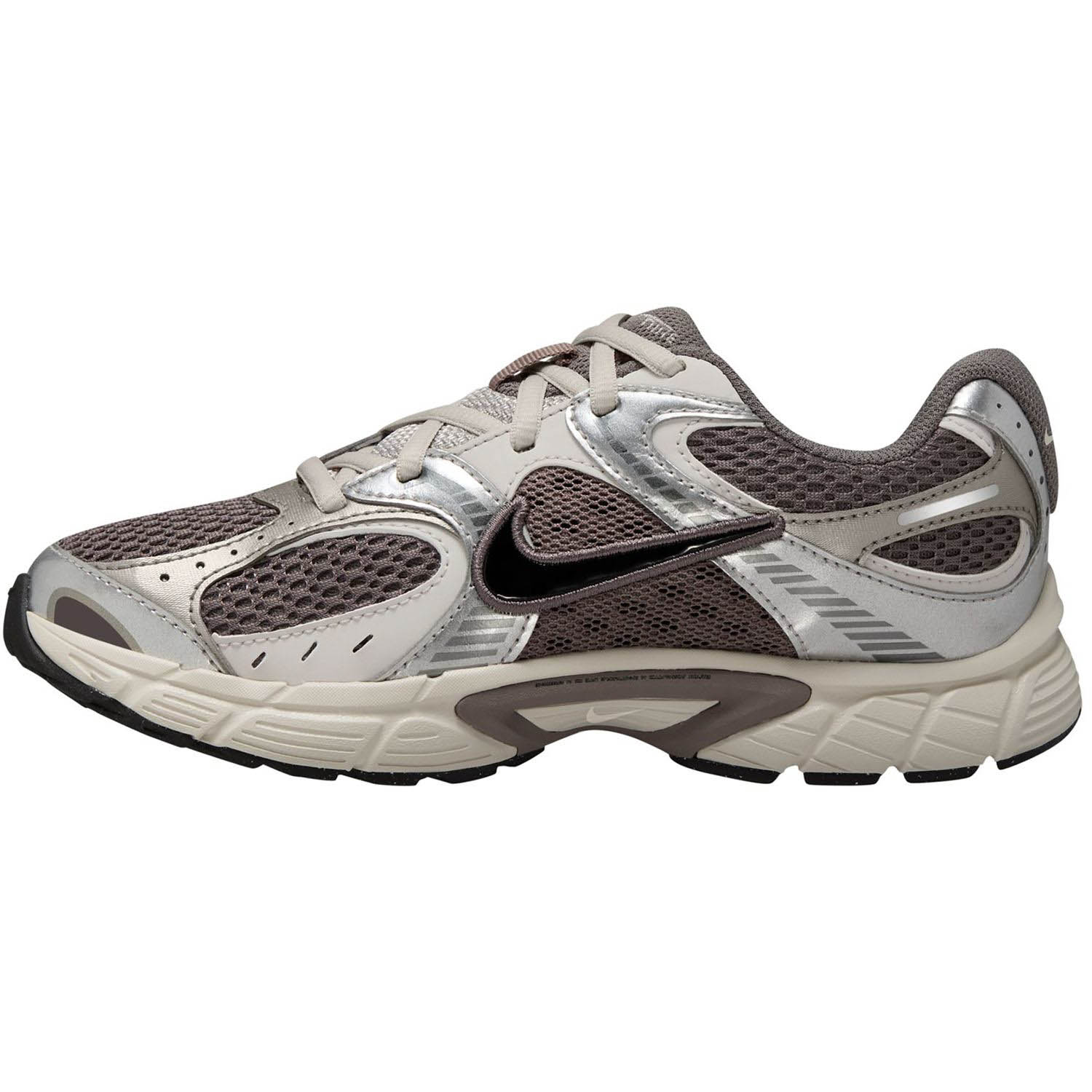 NIKE V5 RNR (GS) (Consumer Fac NIKE V5 RNR (GS) (Consumer Fac