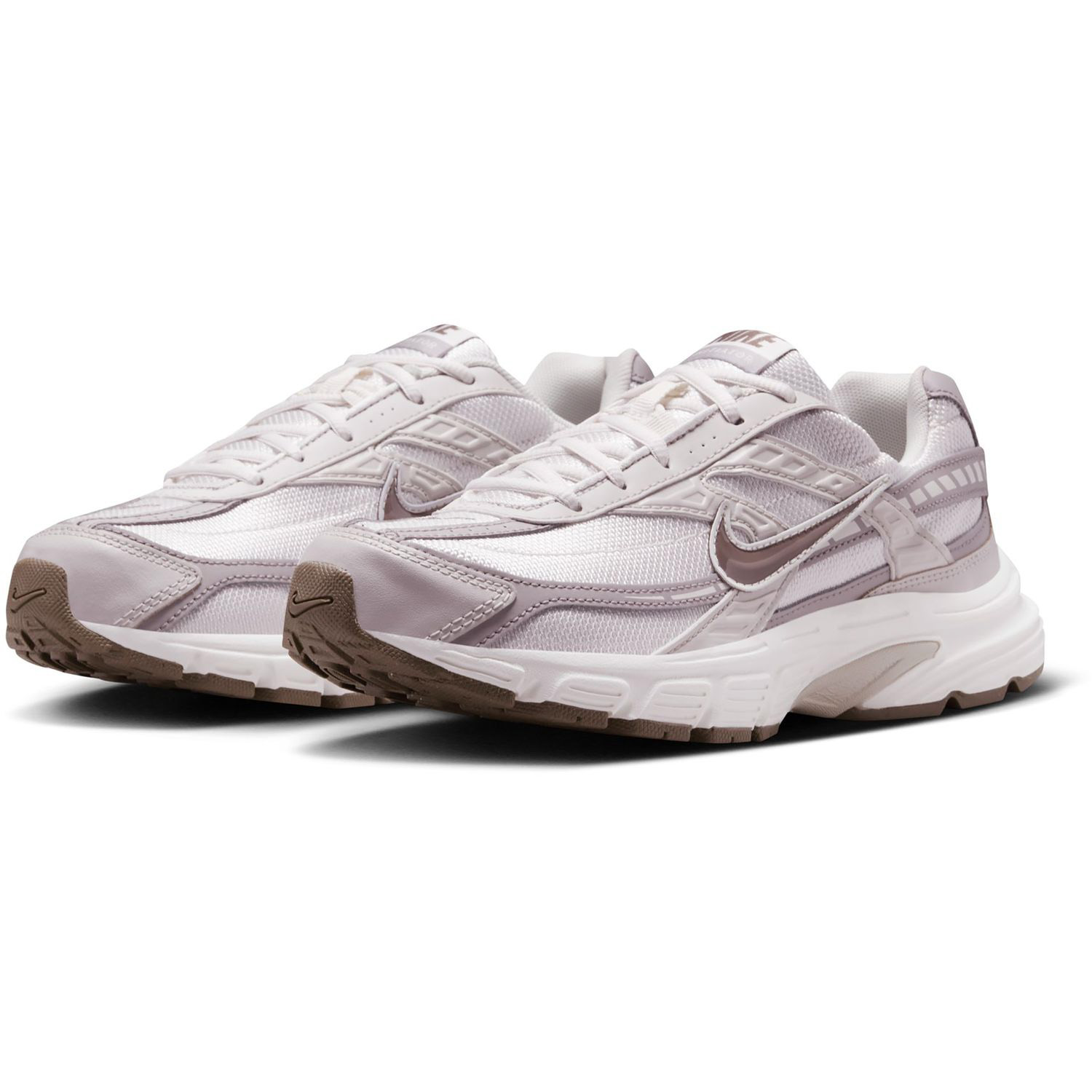 WMNS NIKE INITIATOR