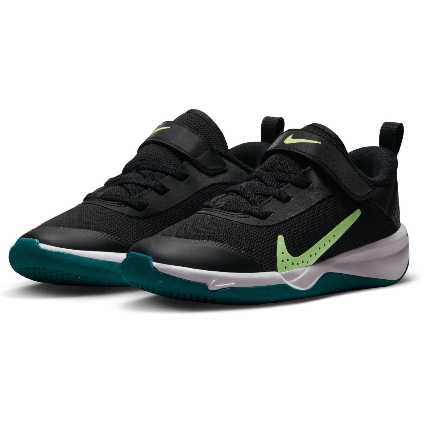 Nike Omni Multi-Court Little Kids\' Shoes Nike Omni Multi-Court Little Kids\' Shoes