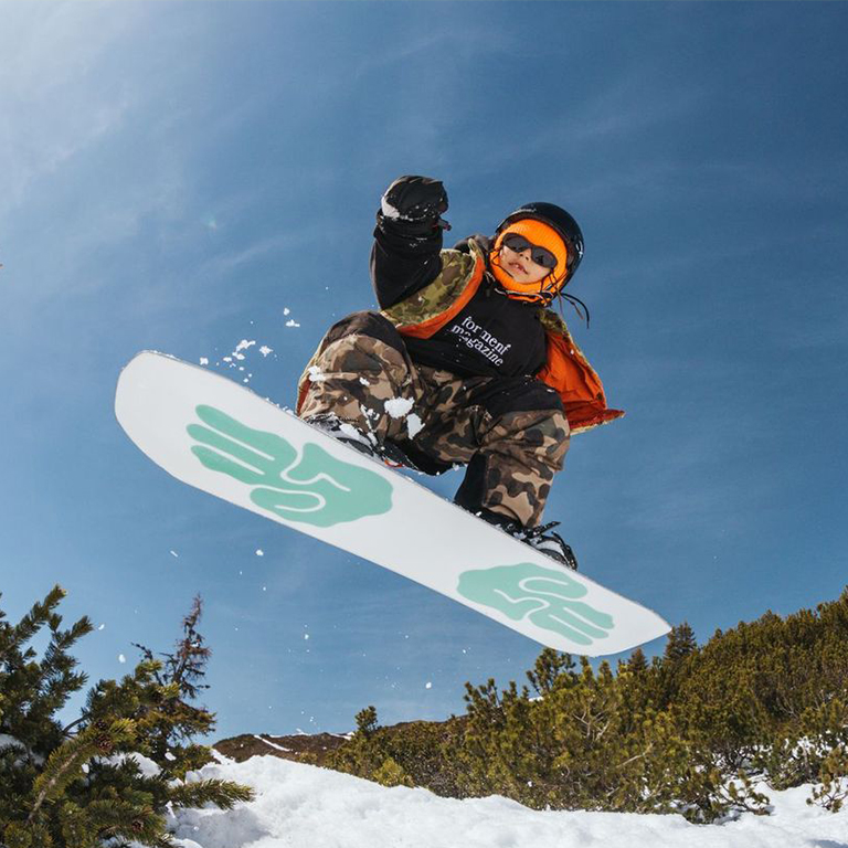 Snowboard