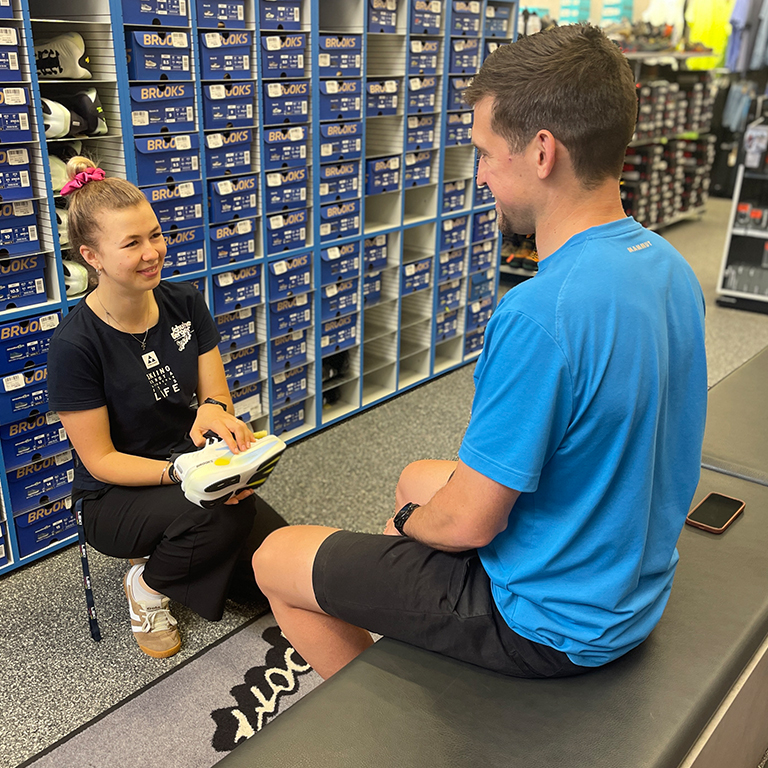 Sportartikelverk&auml;ufer*in Running